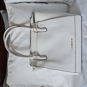 Liz Claiborne Purse